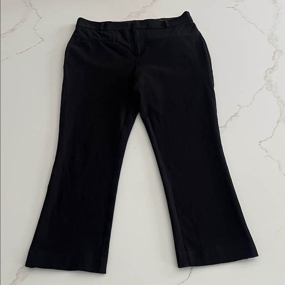 Maeve by Anthropologie Essential Kick Flare Crop Black Pants Sz 8 - Picture 10 of 14